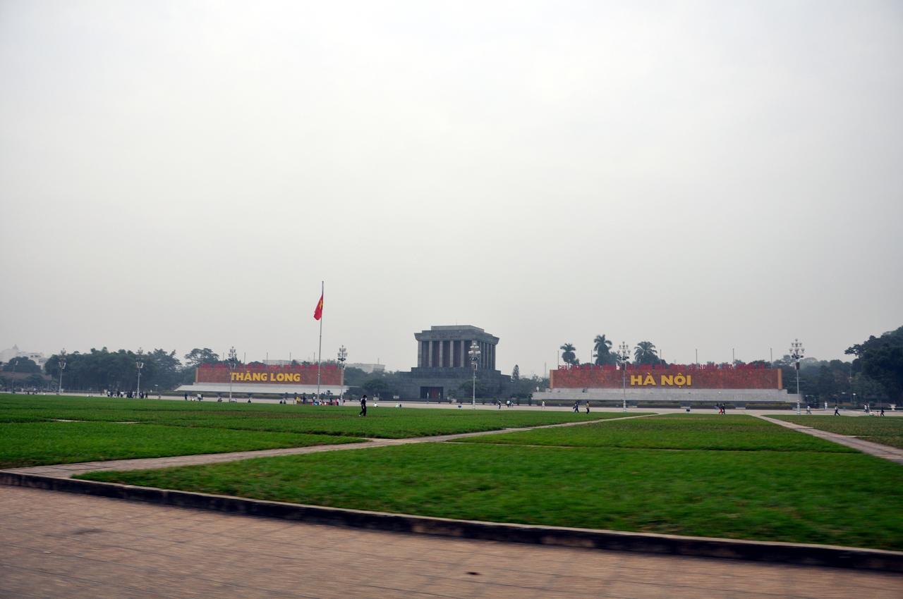 The Autumn Homestel Ханой Екстериор снимка